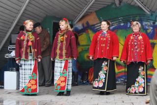 У міському парку зустрічали весну